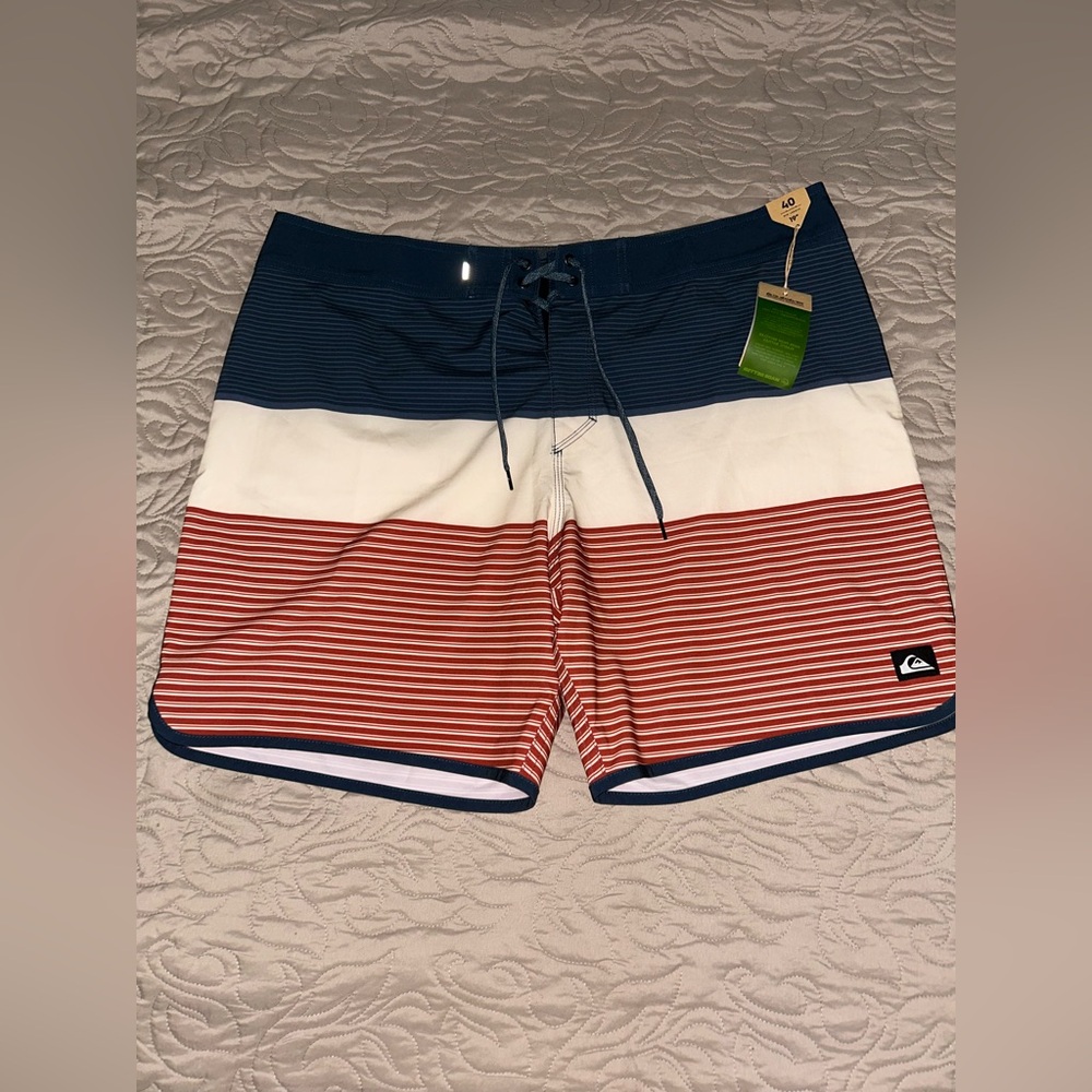 Men’s NWT Quiksilver Swim Trunks